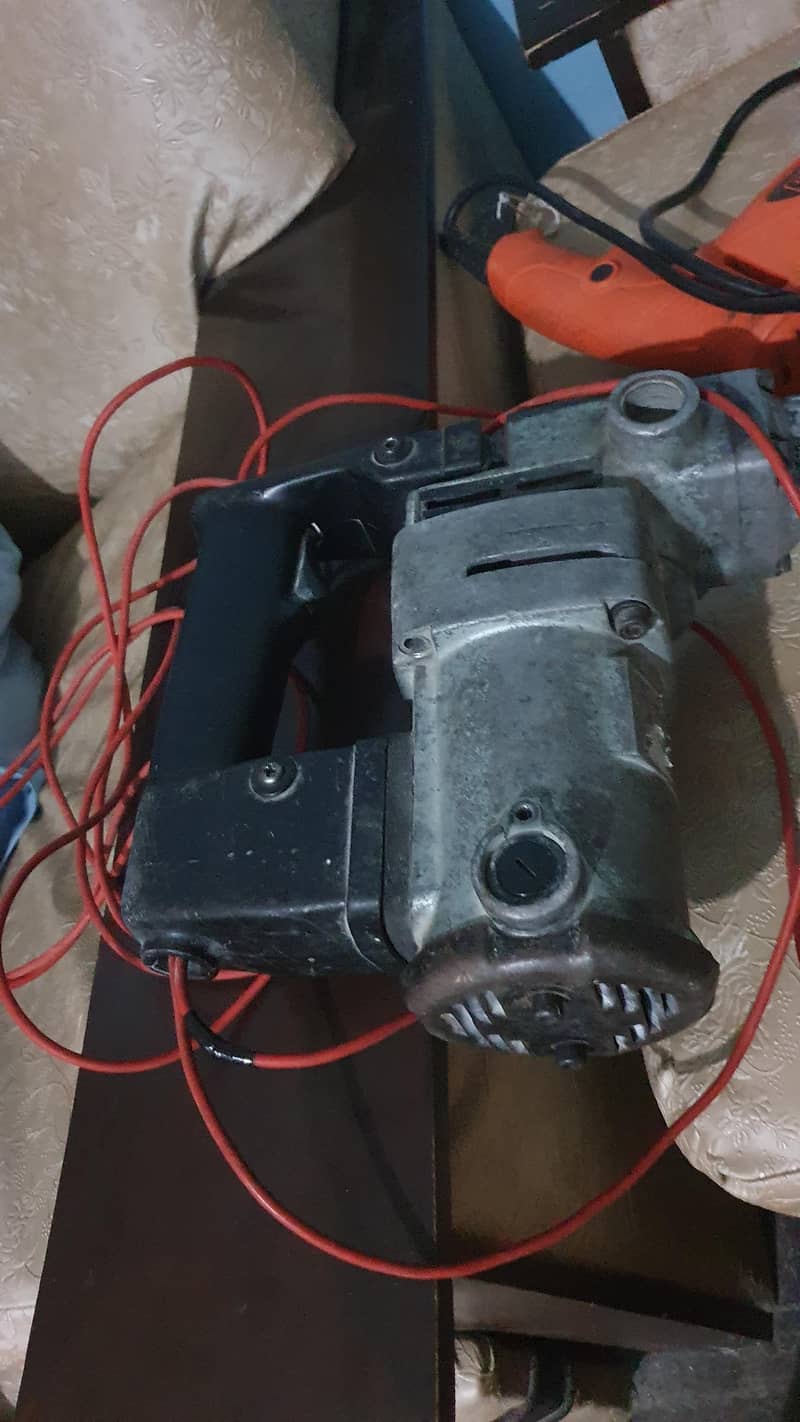 hilti drill machine 3