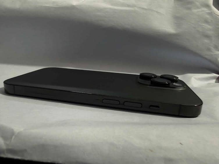 Apple iPhone 14 Pro 3