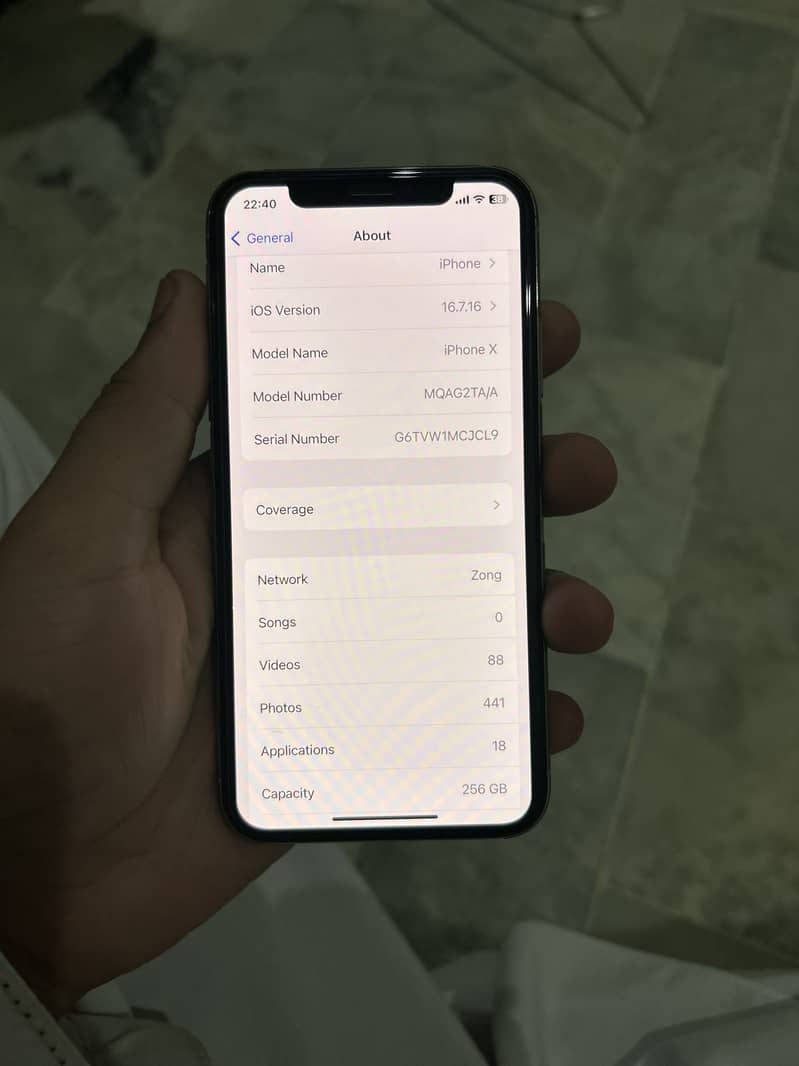 Apple iPhone X 3