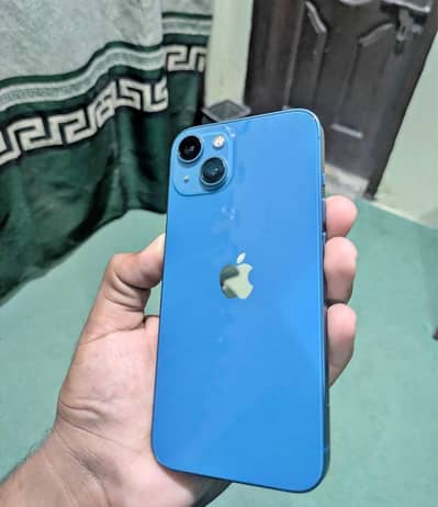 Apple iPhone 13
