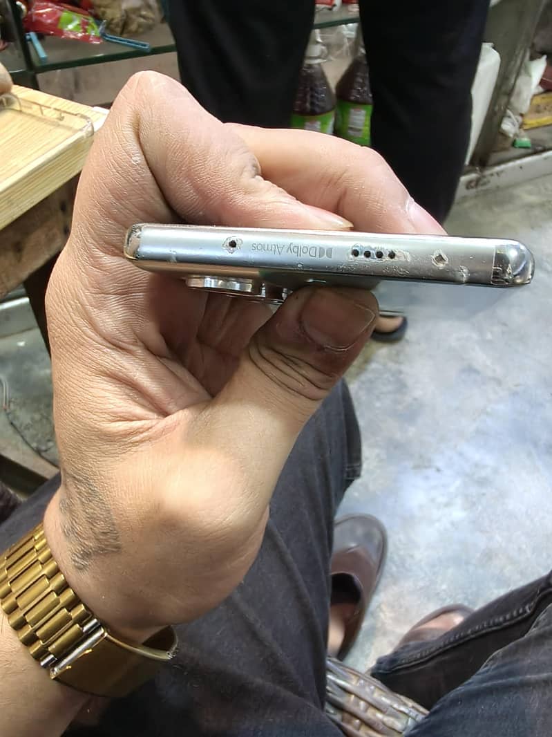 Tecno CAMON 40 Pro 3