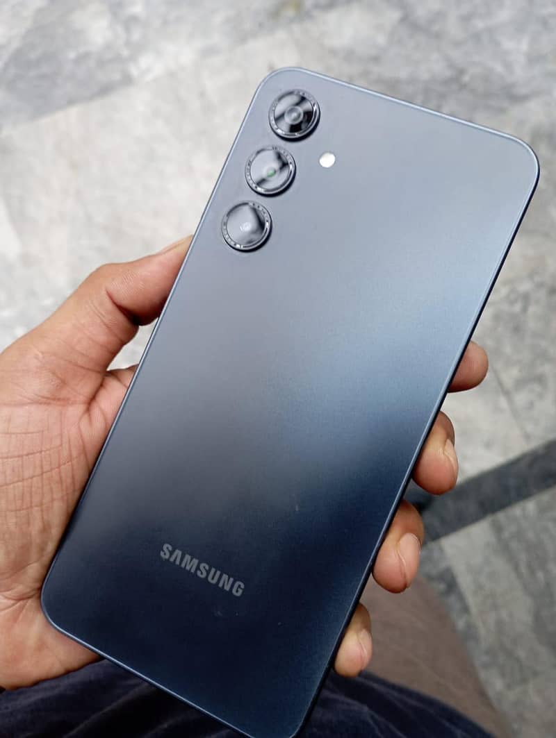 Samsung Mobile A16 3