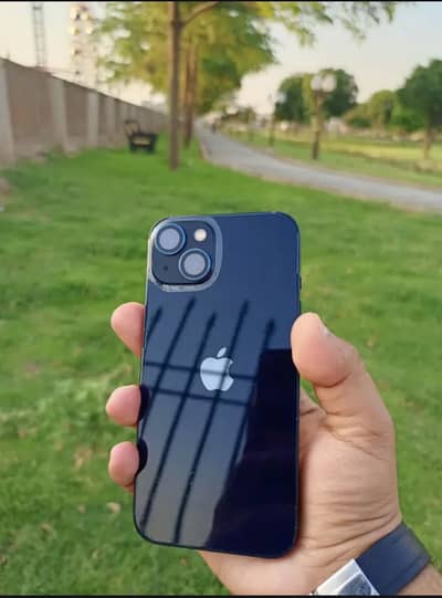 Apple iPhone 13 with 0 fault