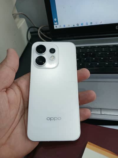 OPPO reno 16 12 256 all ok 11 month warranty hai abhi 10by 10