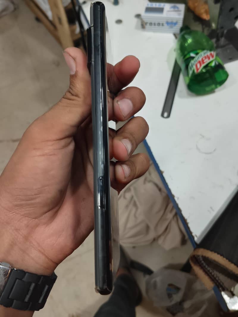 Google Pixel 6 Pro 2