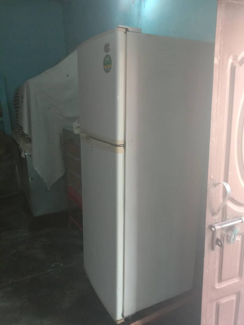 Fridge 0