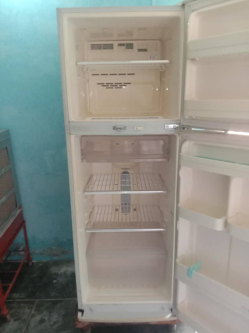 Fridge 3