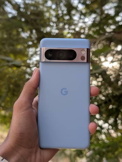 Google Pixel 8 Pro