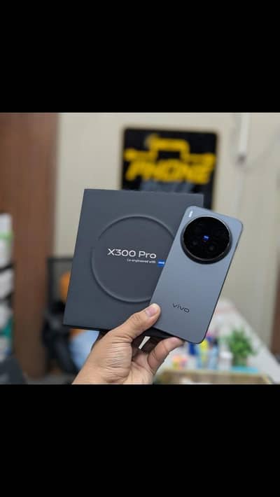 Vivo X300 Pro Official PTA 16/512 With Gift Box & Vip Card/in Warranty