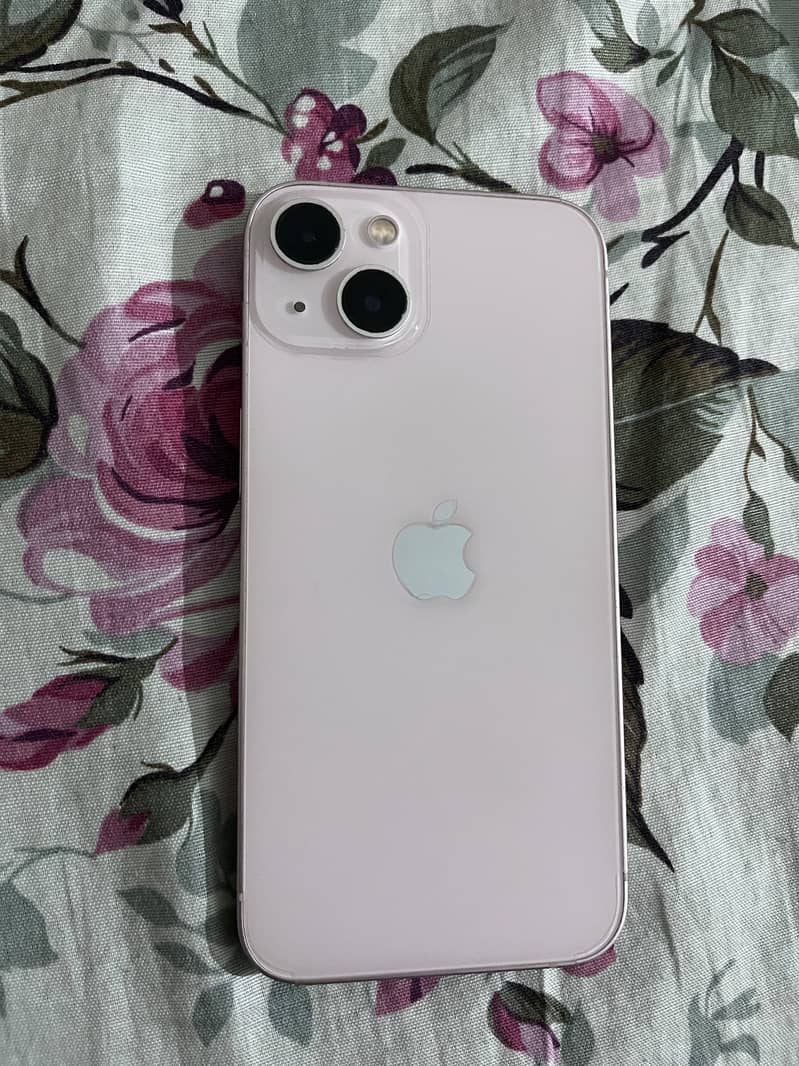 Apple iPhone 13 1