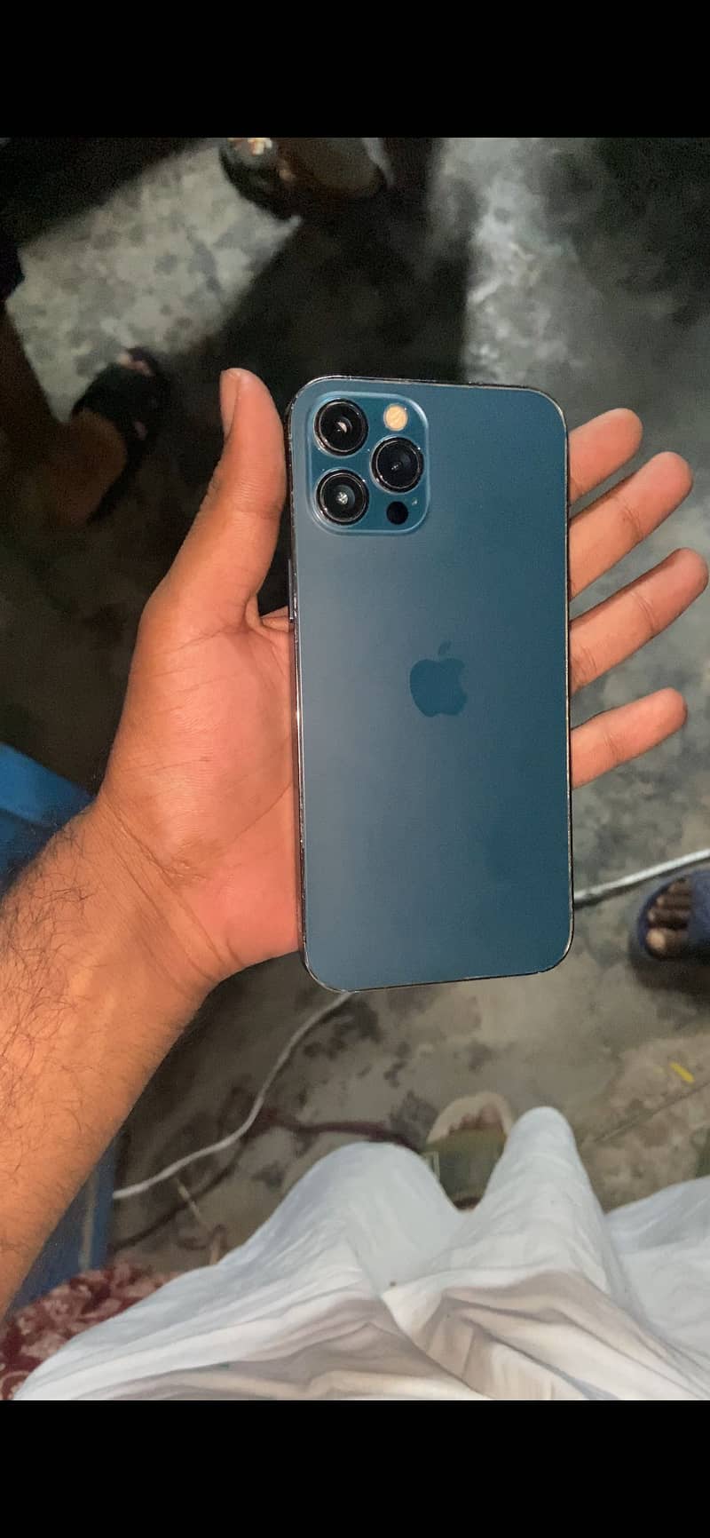 Apple iPhone 12 Pro Max 2