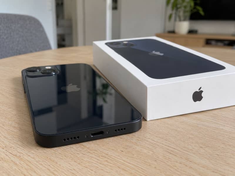 Apple iPhone 13 1