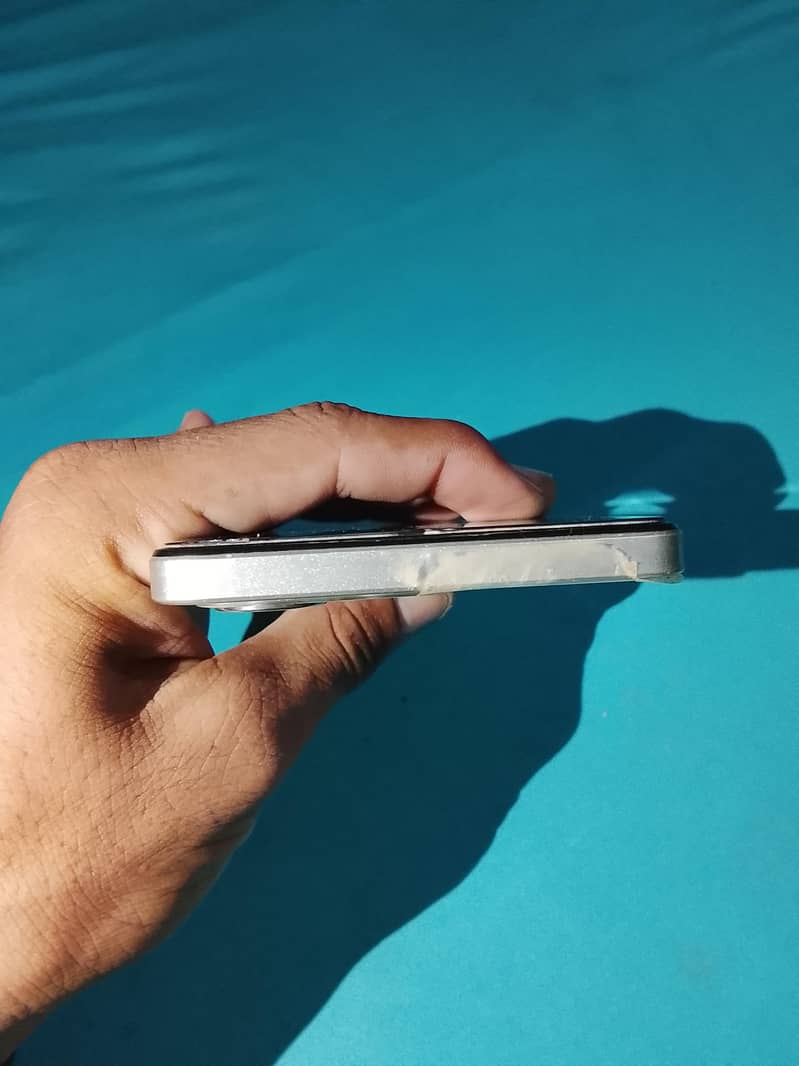 Realme C53 5