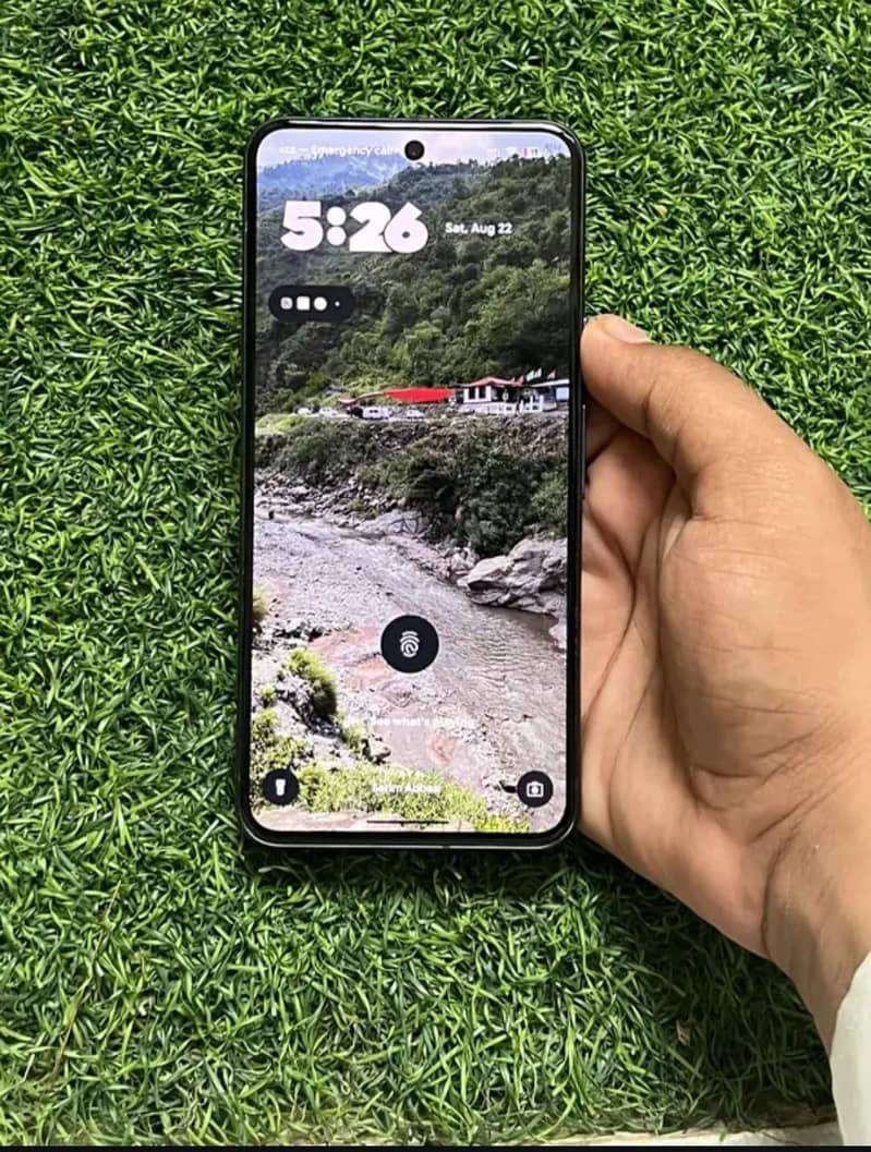 Google Pixel 8 2