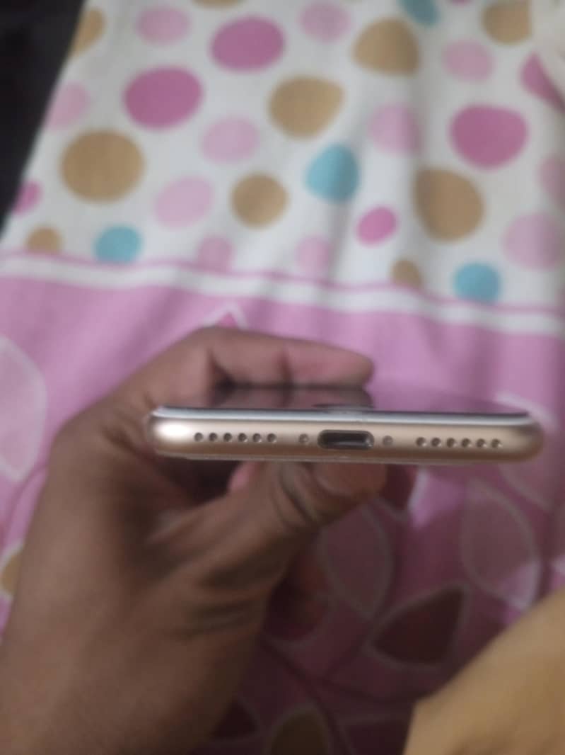 Apple iPhone 8 2