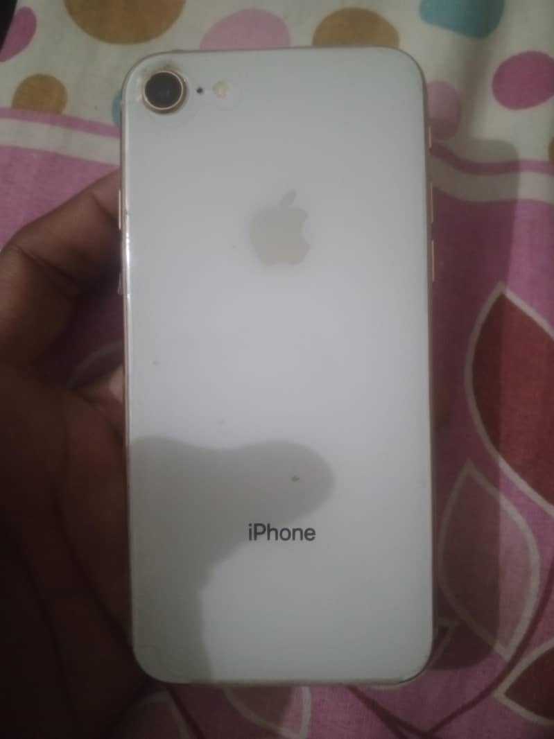 Apple iPhone 8 4