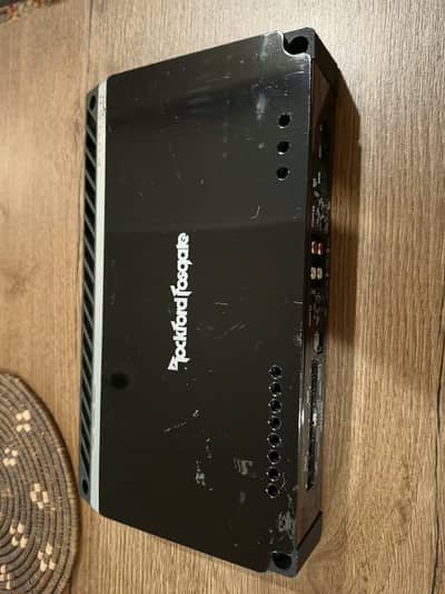 rockford fosgate punch p400 4 channel amp