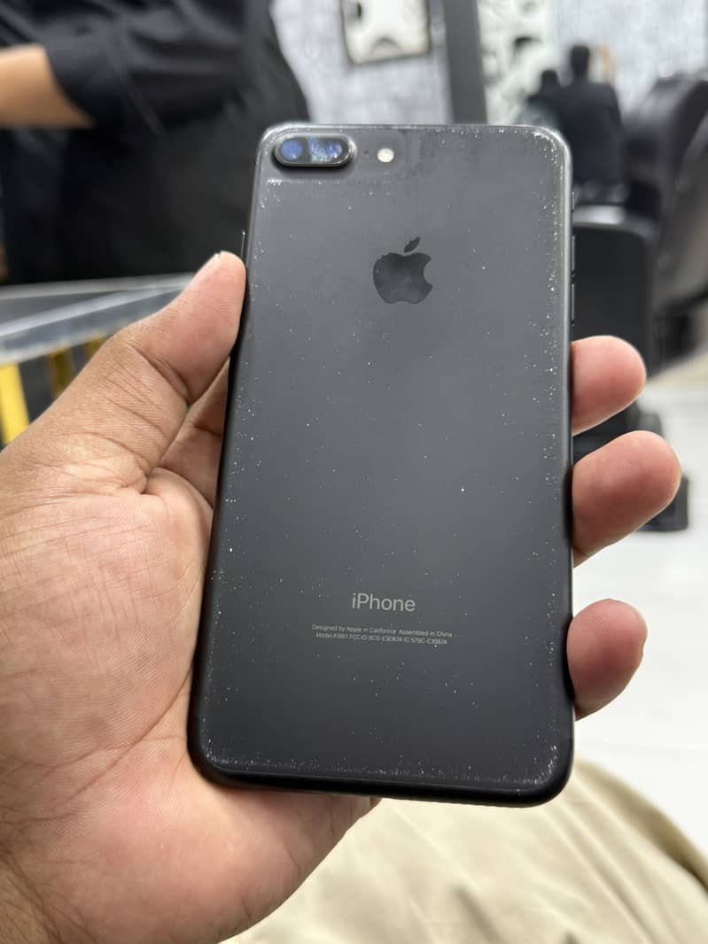 Apple iPhone 7 Plus 7