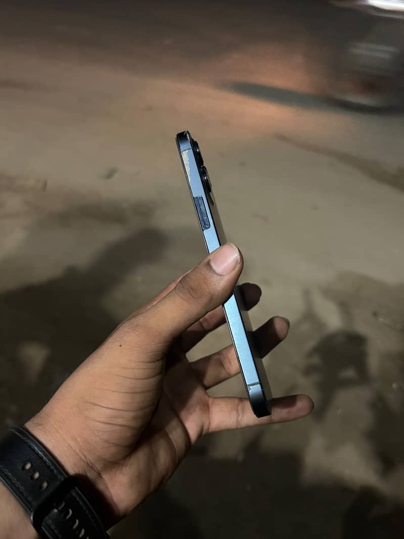 Apple iPhone 12 Pro Max 1