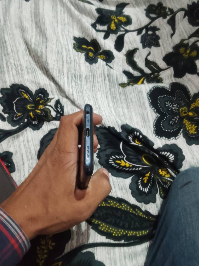 OPPO A54 5