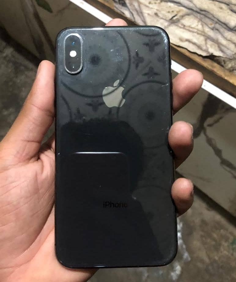 Apple iPhone XS 0