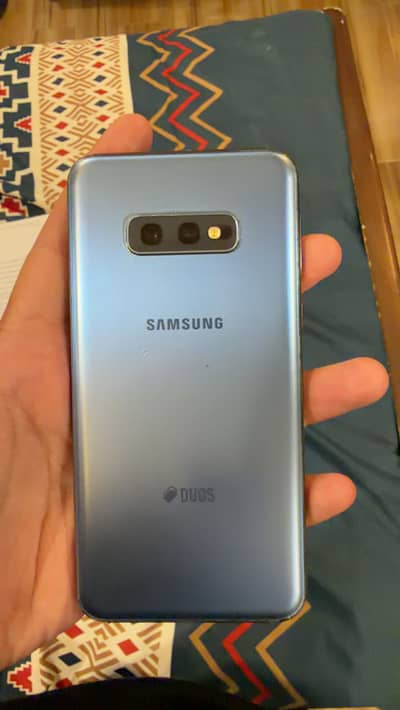 Samsung Mobile S10e