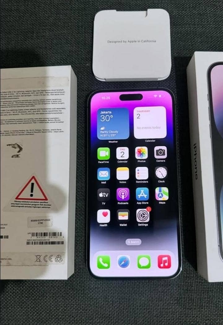 Apple iPhone 14 Pro Max 1
