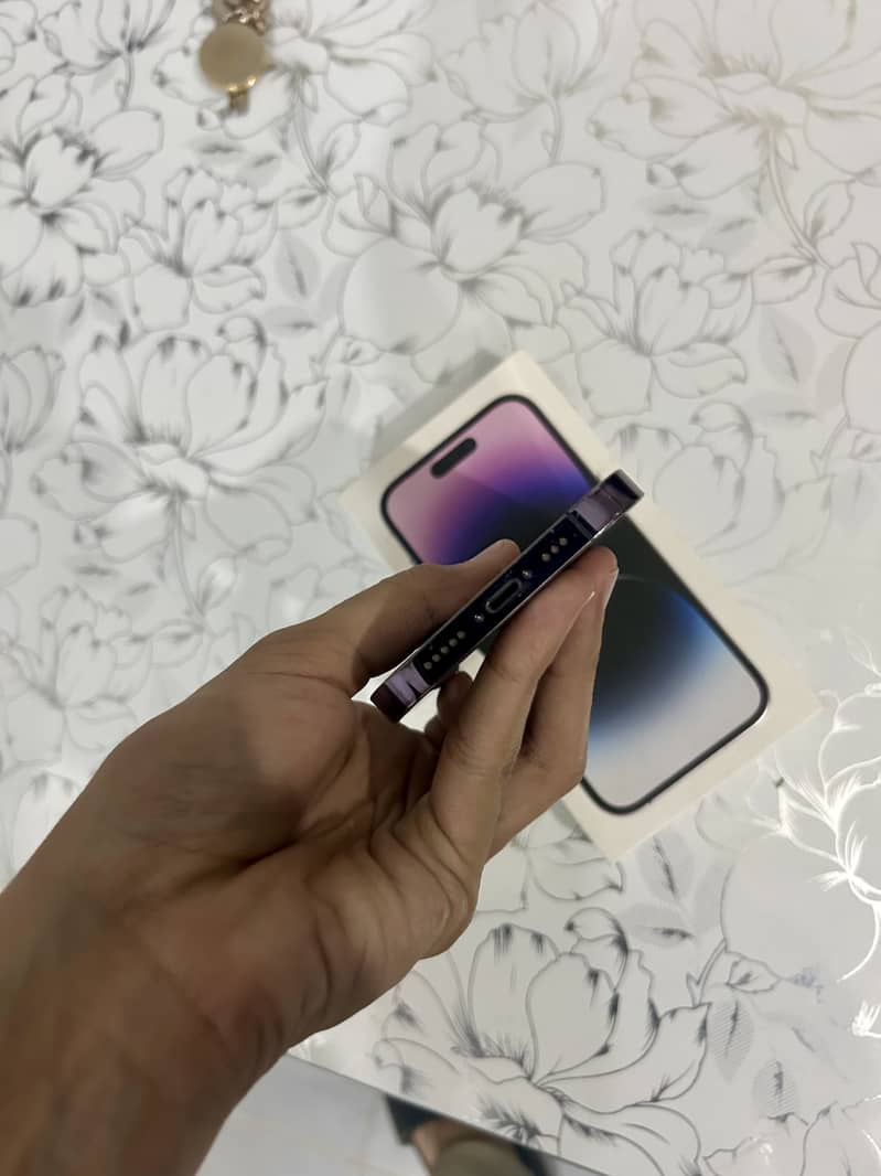 Apple iPhone 14 Pro 2
