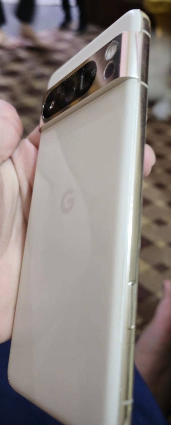 Google Pixel 8 Pro 3