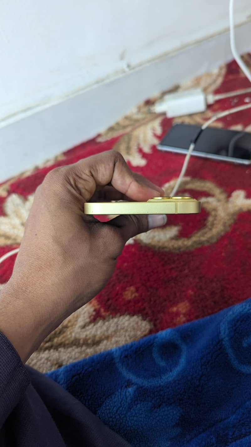 Apple iPhone 14 plus jv 3