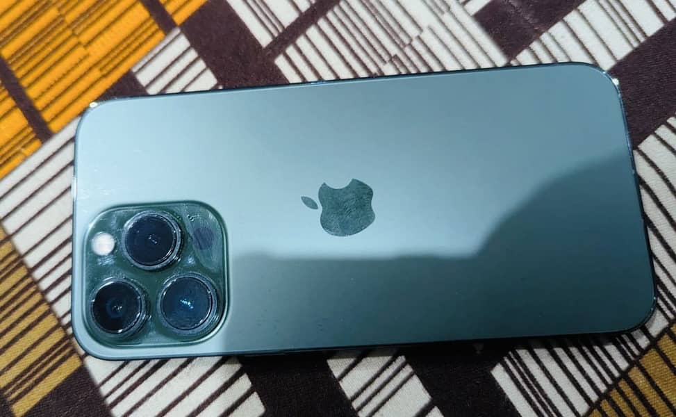 Apple iPhone 13 Pro 5