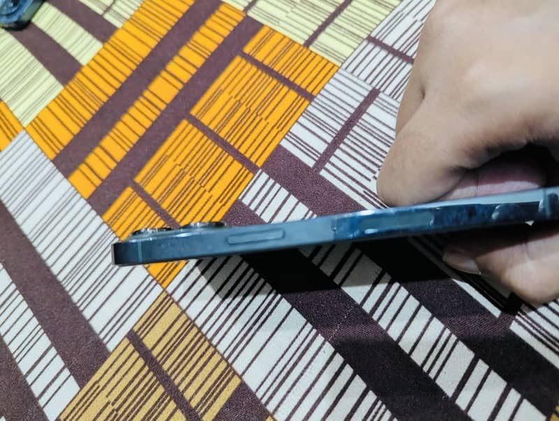 Apple iPhone 13 Pro 6