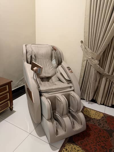 Full-Body Zero-Gravity Massage Chair