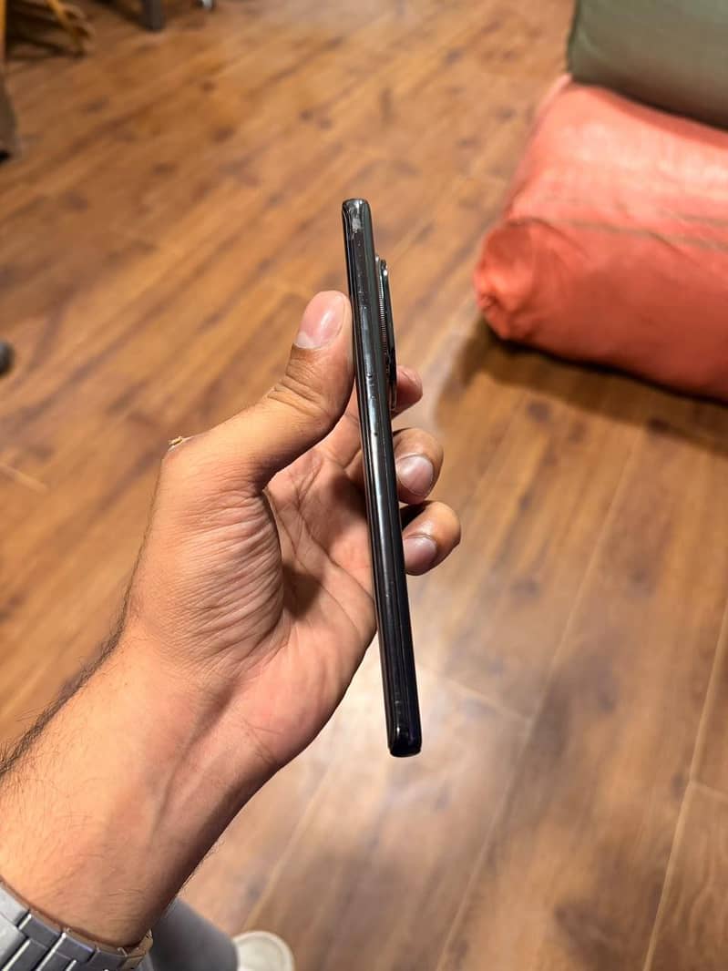 Xiaomi Redmi Note 14 Pro Plus 2