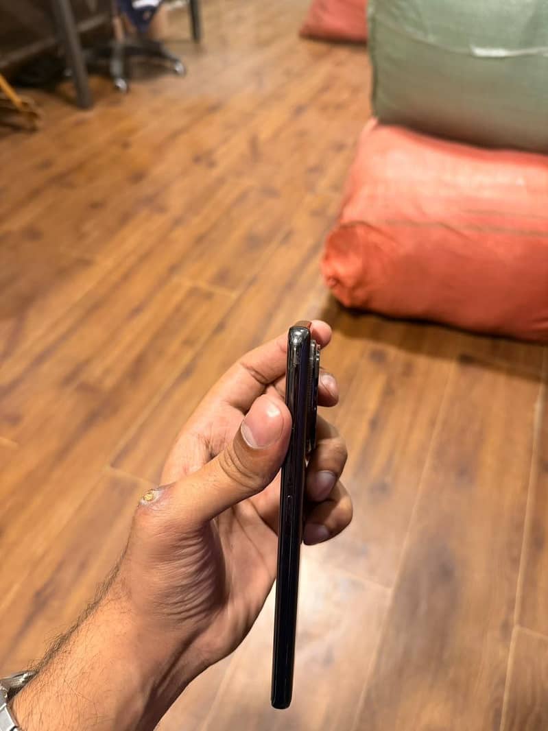 Xiaomi Redmi Note 14 Pro Plus 5