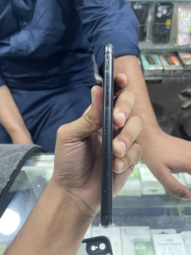 Apple iPhone 7 5