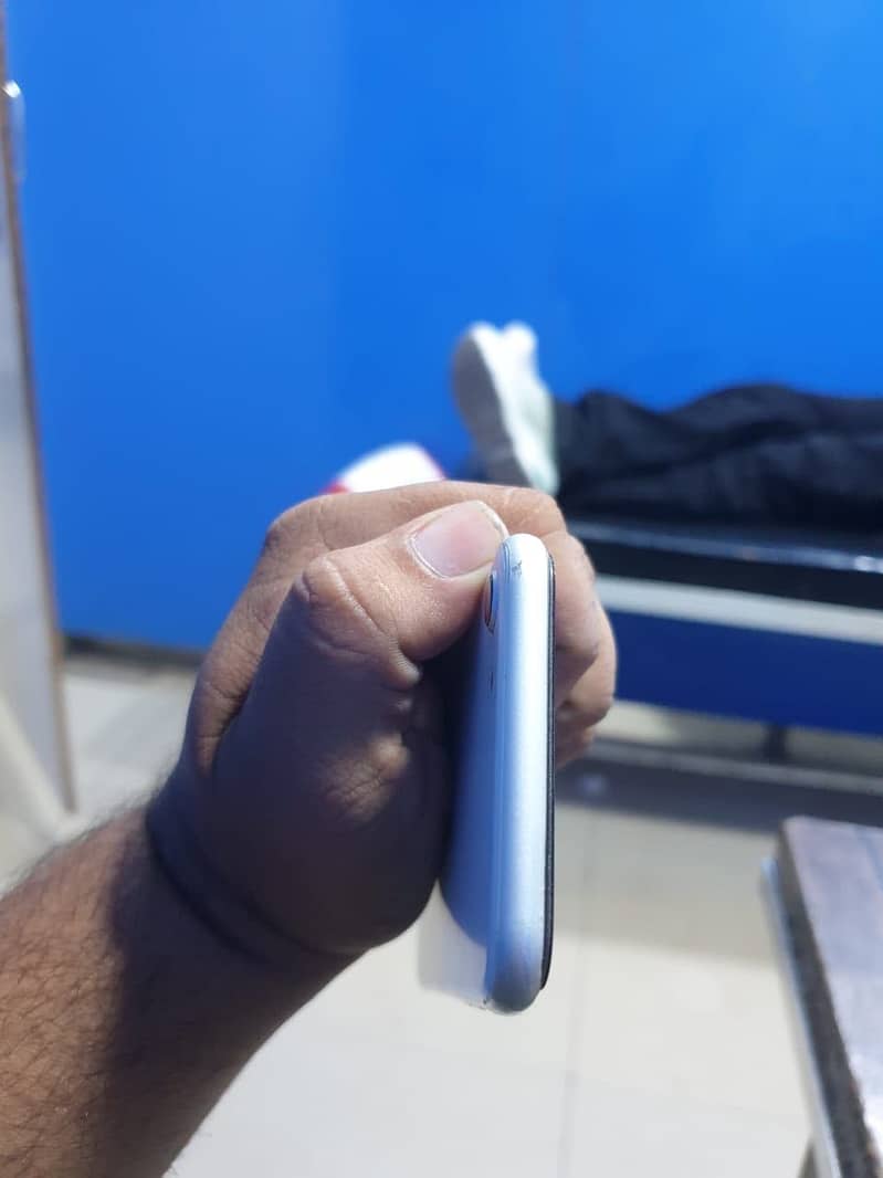 Apple iPhone SE 2