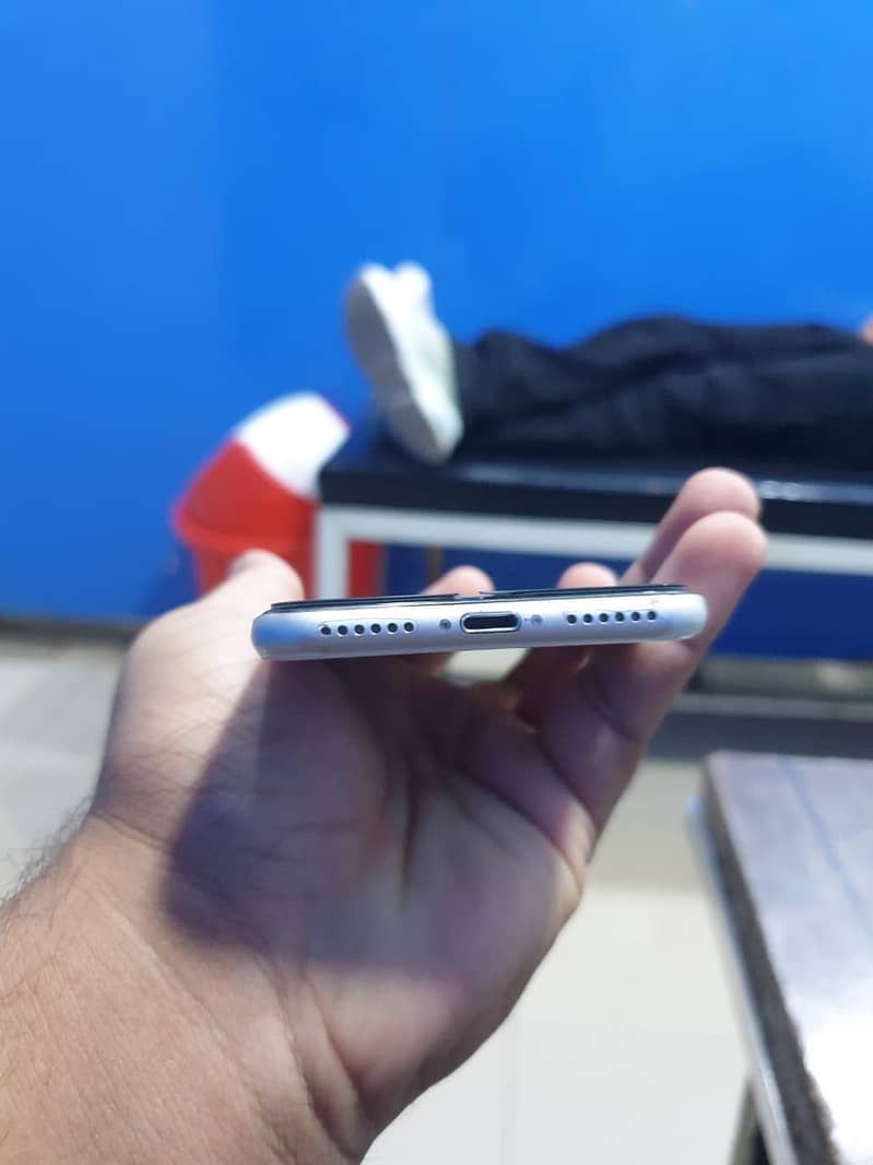 Apple iPhone SE 5