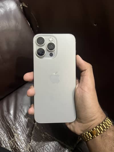 Apple iPhone 15 Pro Max