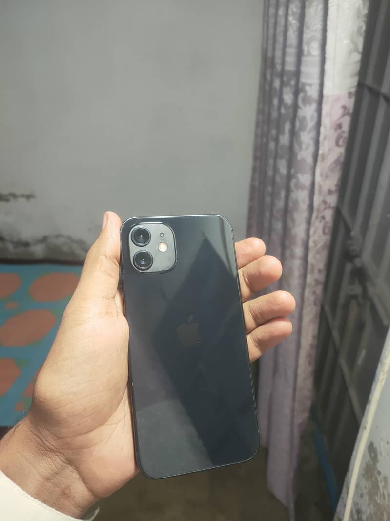 Apple iPhone 12 0