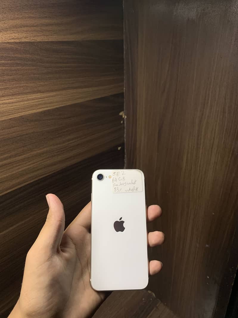 Apple iPhone SE 0