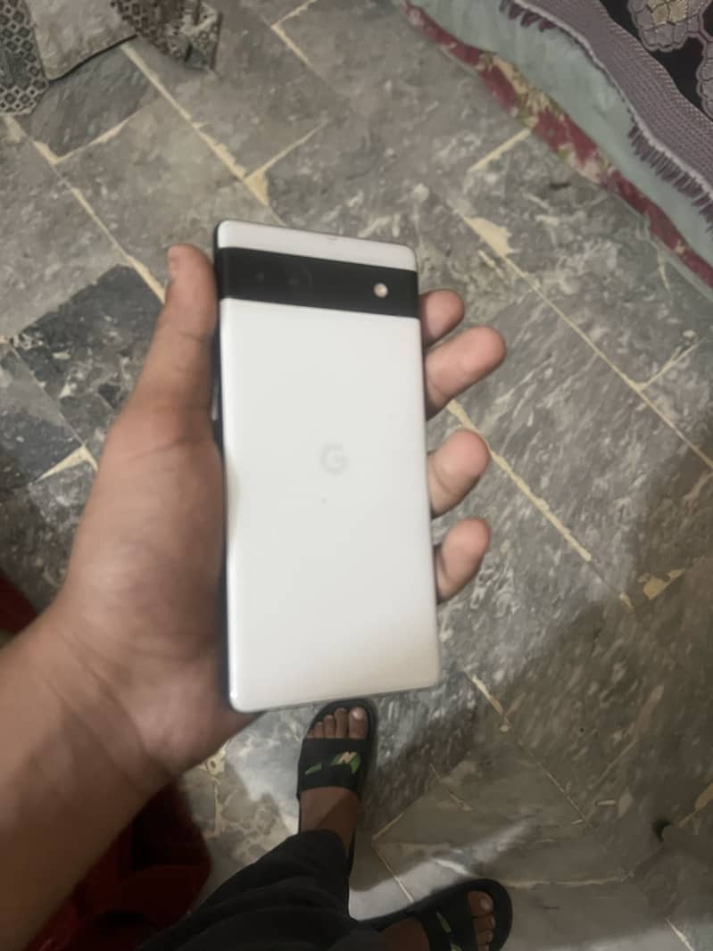 Google Pixel 6a 1