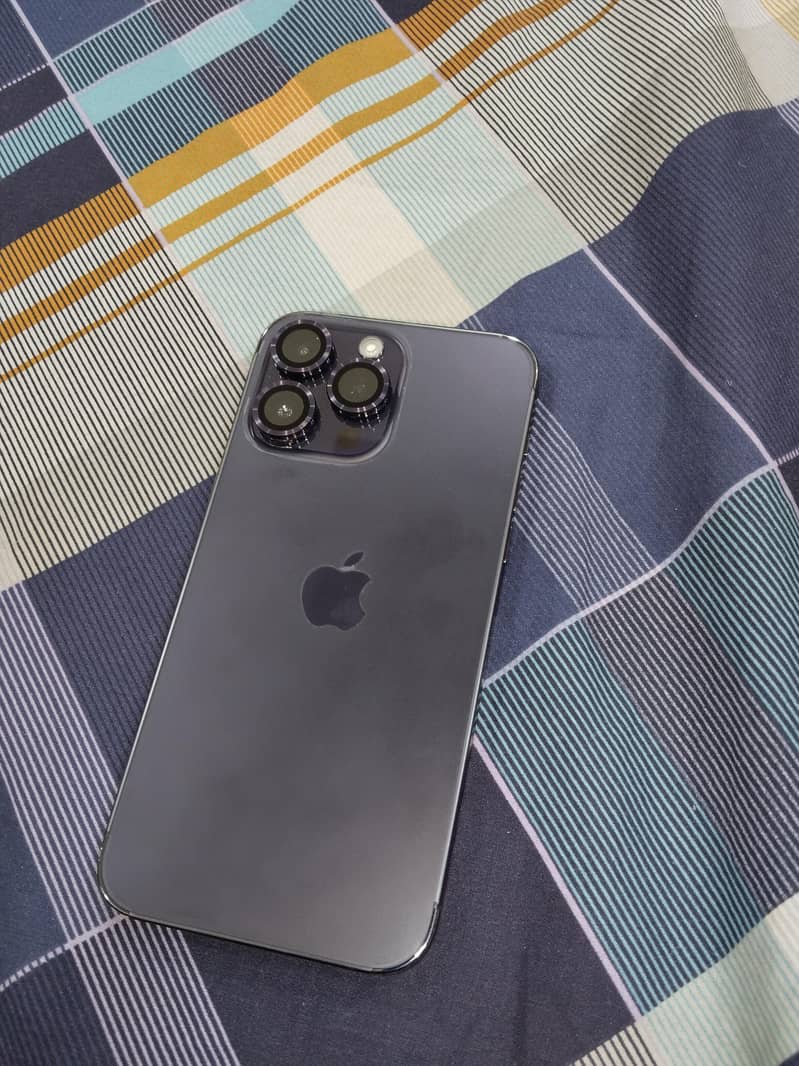 Apple iPhone 14 Pro Max 0