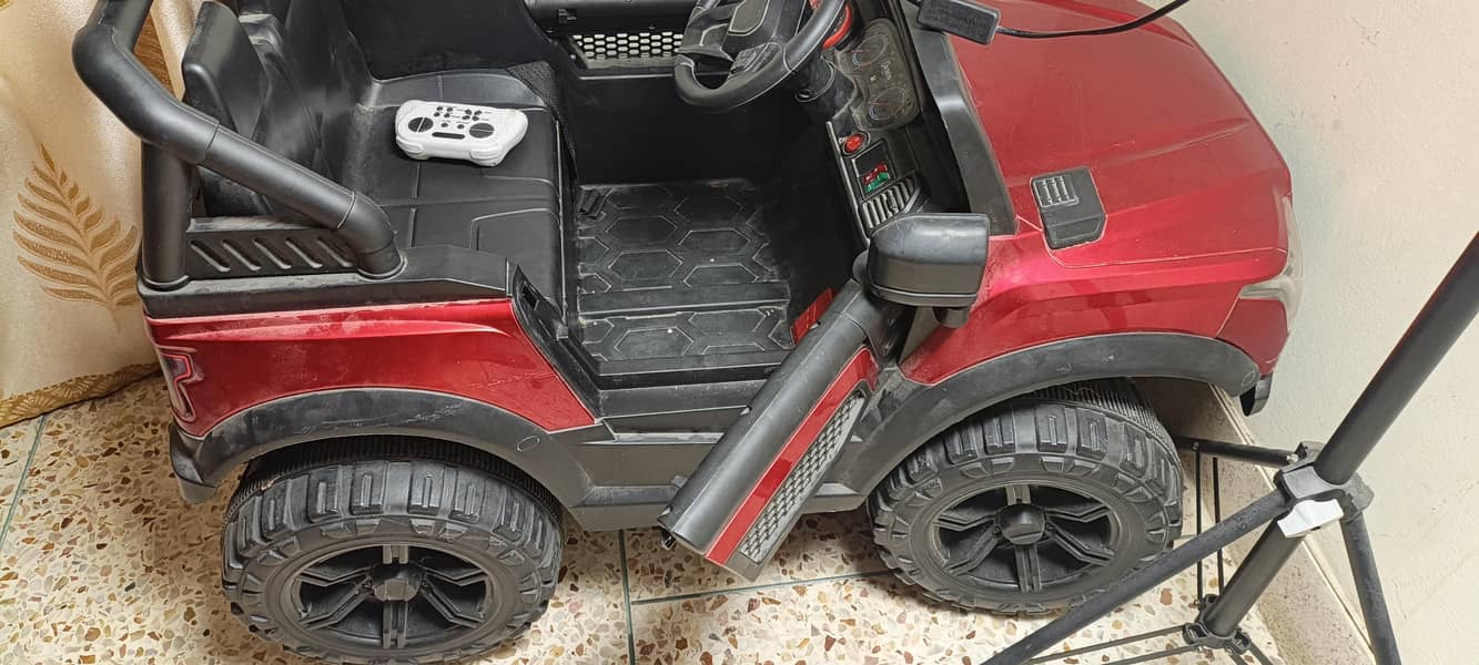KIDS car For sale Almost Good Condition - Kids Cars - 1120914214