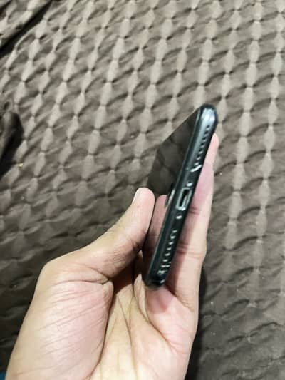 Iphone 7+ non pta and redmiA2+ exchnageonly