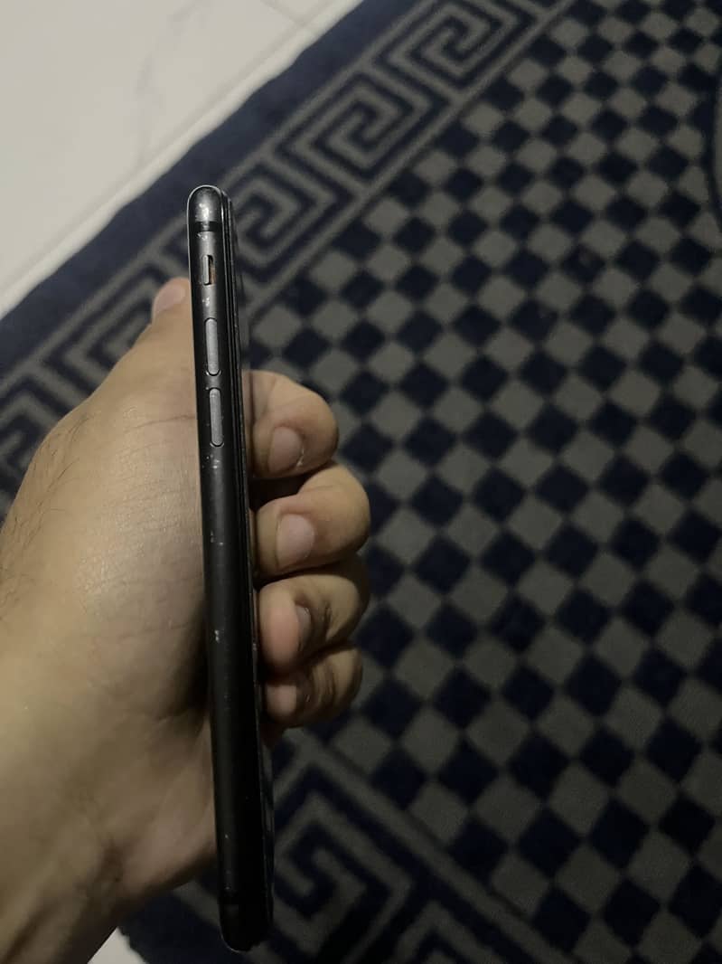 Apple iPhone 8 MDM 1