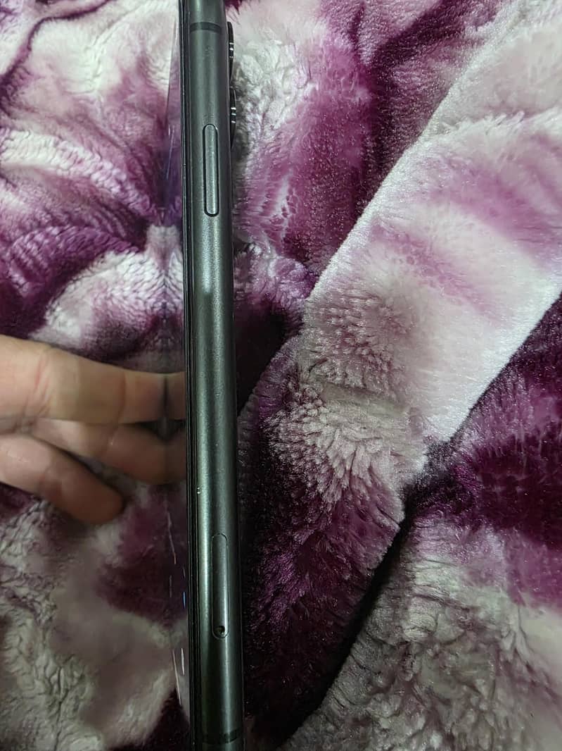 Apple iPhone 11 1