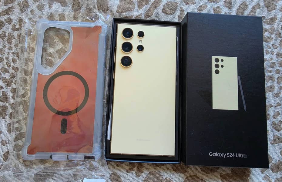 Samsung Mobile S24 Ultra - Mobile Phones - 1120914288