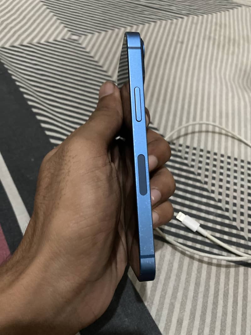 Apple iPhone 13 mini 5