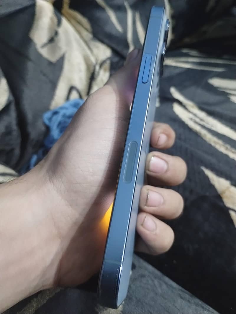 Apple iPhone 13 Pro Max 5